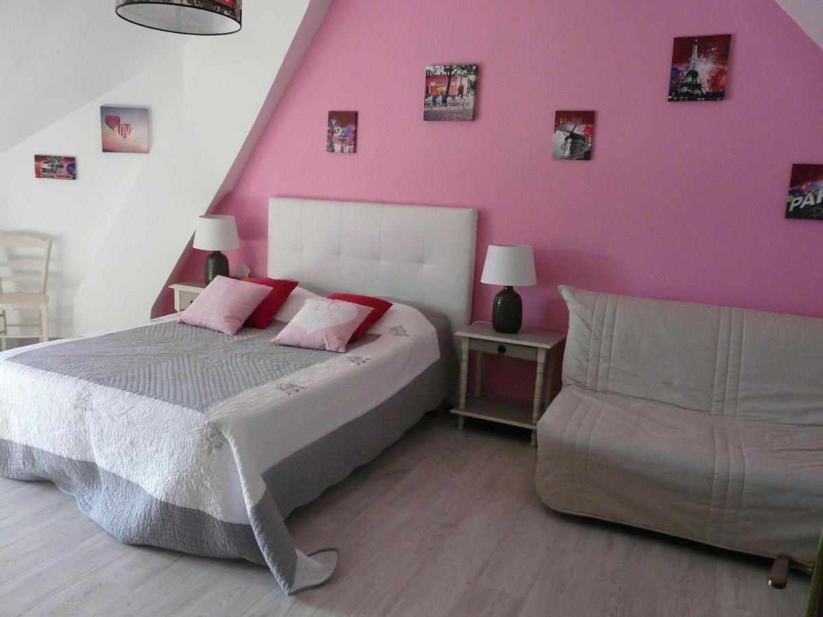 Les Hirondelles Bed & Breakfast Onzain Exterior photo